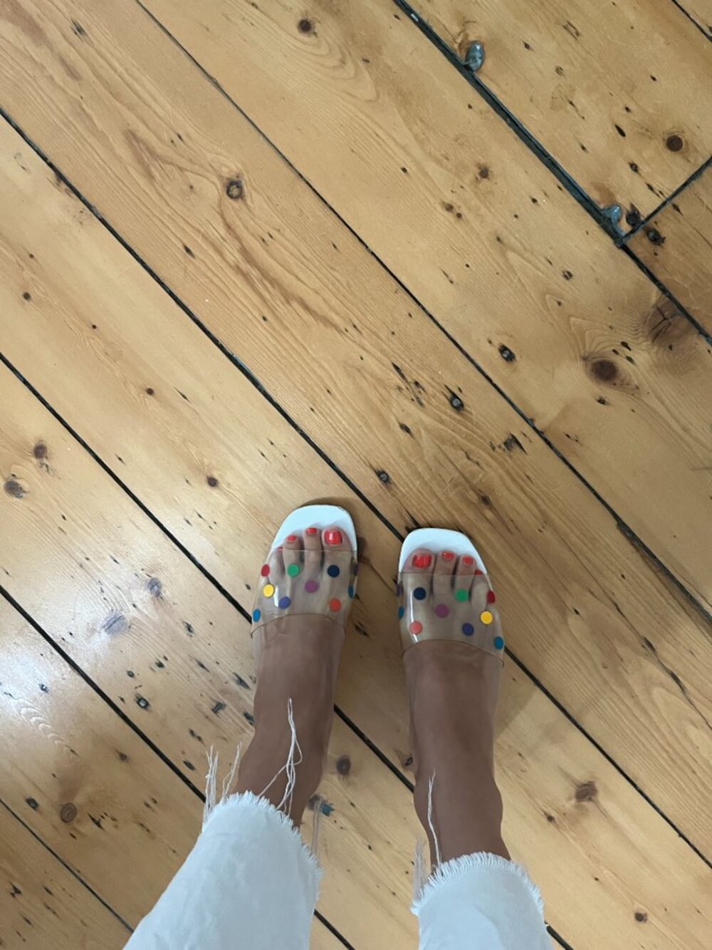 Lisa Says Gah Clear Slide Heels with Multicolor Dots - Picture 2 of 4